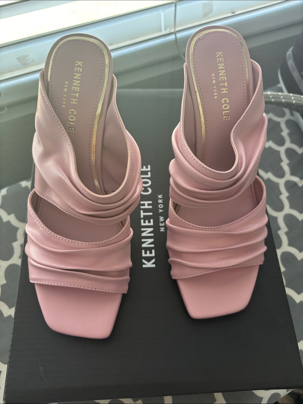 Kenneth Cole Blush Pink Ruched Square-Toe Slide Mules size 7.5 BNWB